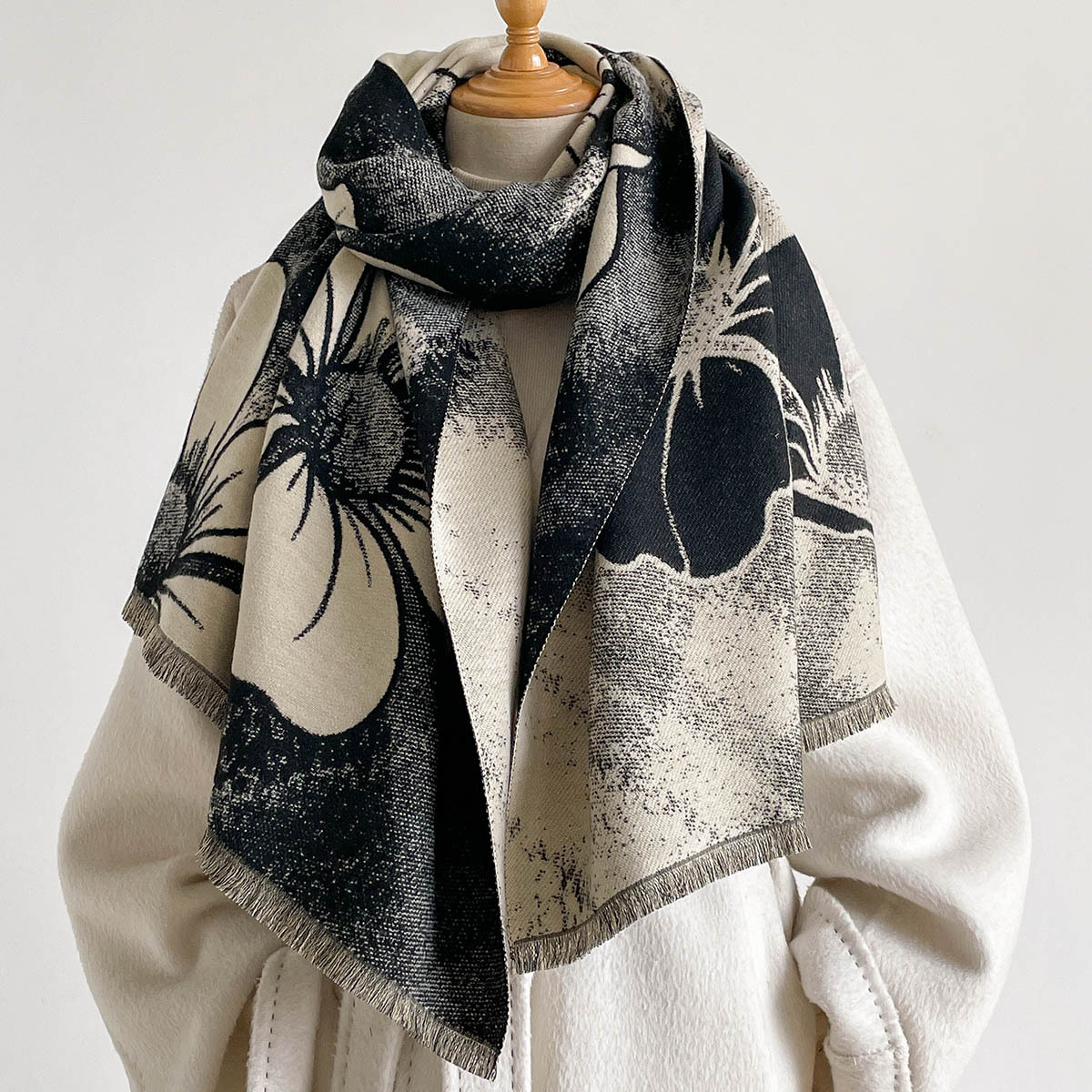 女性用イミテーションカシミヤスカーフ フリンジ付き 厚手 暖 - Cashmere Pashmina Wrap のレビューと価格